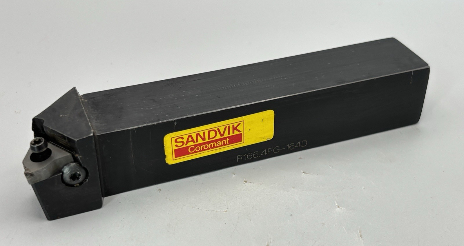 Sandvik R166.4FG-164D 1.00″ Indexable Threading Tool Holder Lathe 6.00″ OAL