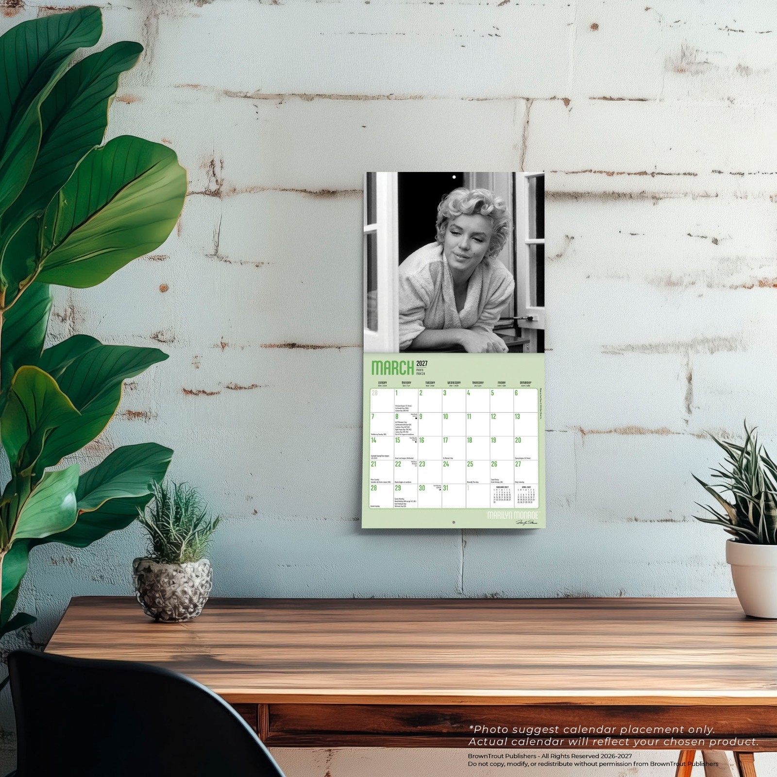Marilyn Monroe OFFICIAL | 2027 7×14″ (Hanging) Monthly Mini Wall Calendar