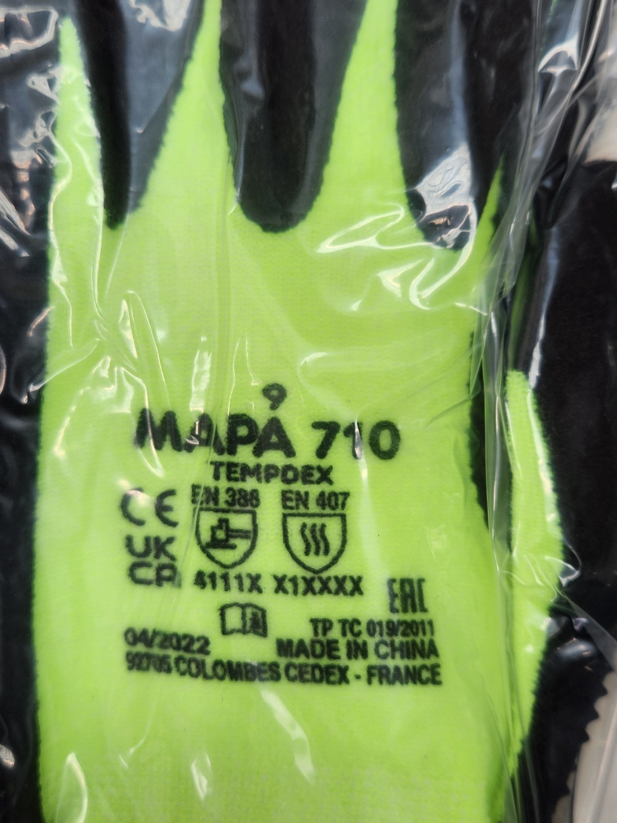 MAPA Temp-Dex 710 Nitrile Palm Coated Thermal Gloves w/ Dots Light Weight Size 9