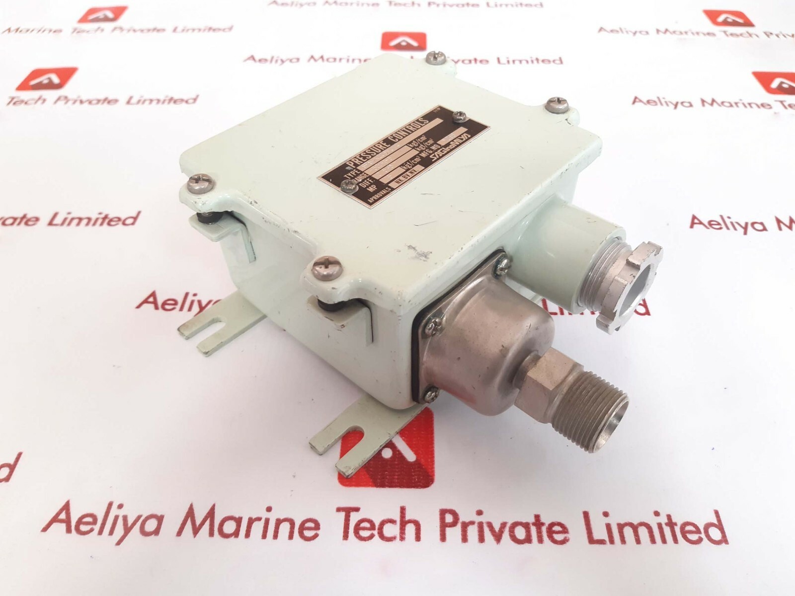 Saginomiya sps-k206wu1q pressure controls 11tp