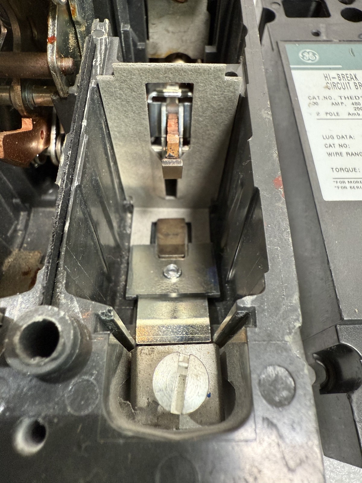 GE THED124030 Circuit Breaker 30A 2P 480VAC