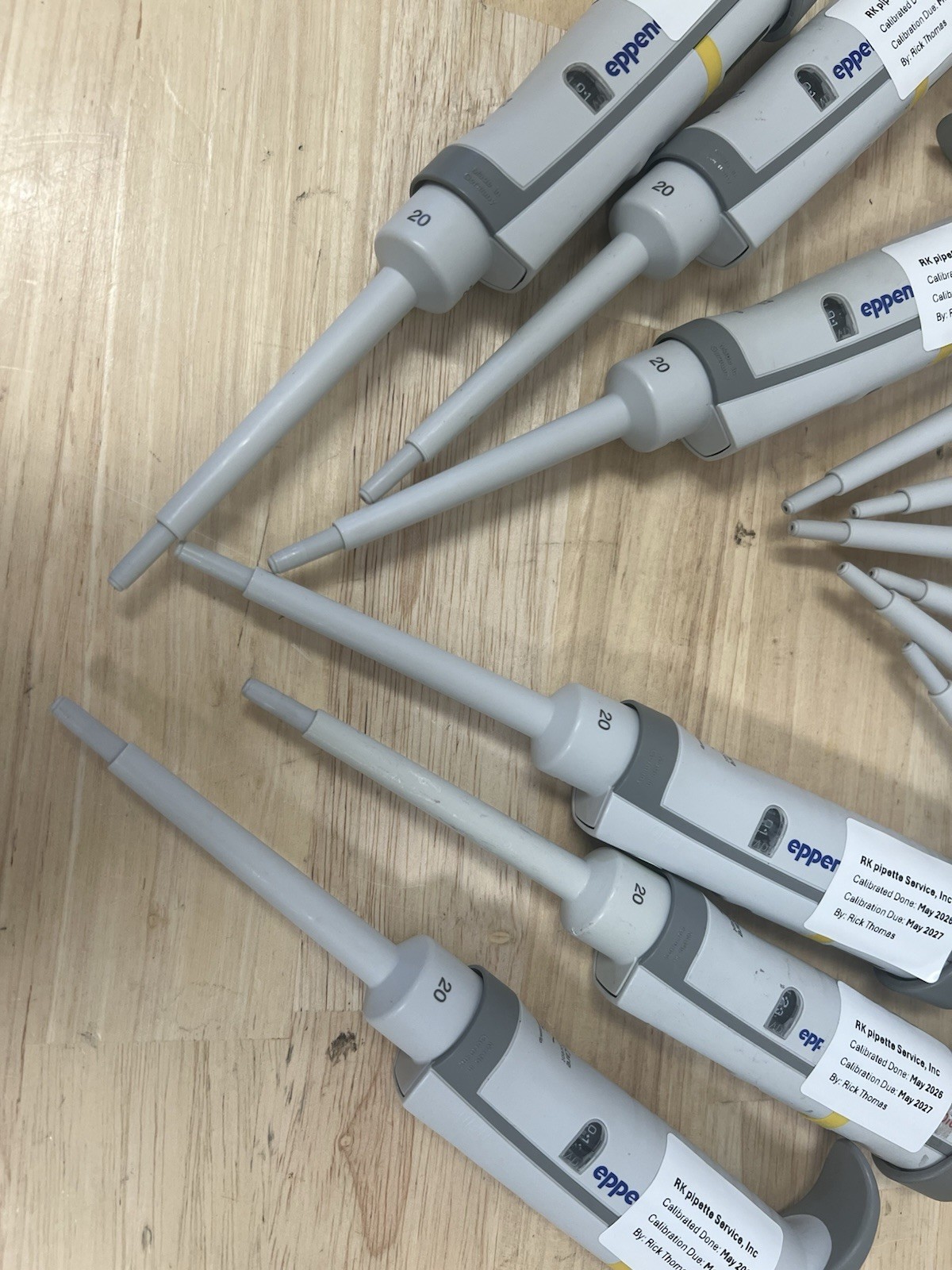 Eppendorf Research Plus 2ul-20ul Single Channel Pipette Yellow Top (3123000039)