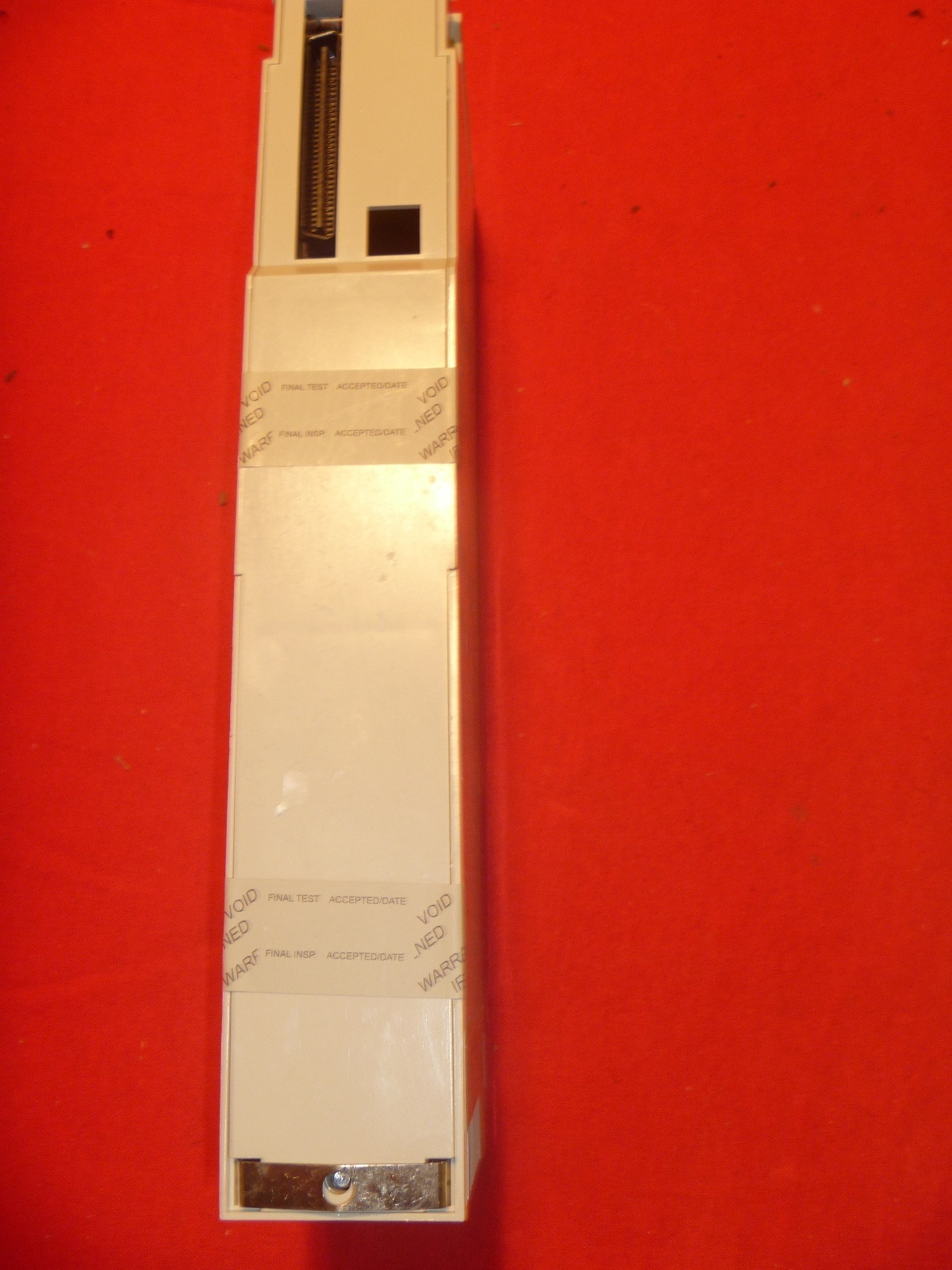 140CPS11100 Used EXCELLENT Modicon Power Supply 140-CPS-111-00