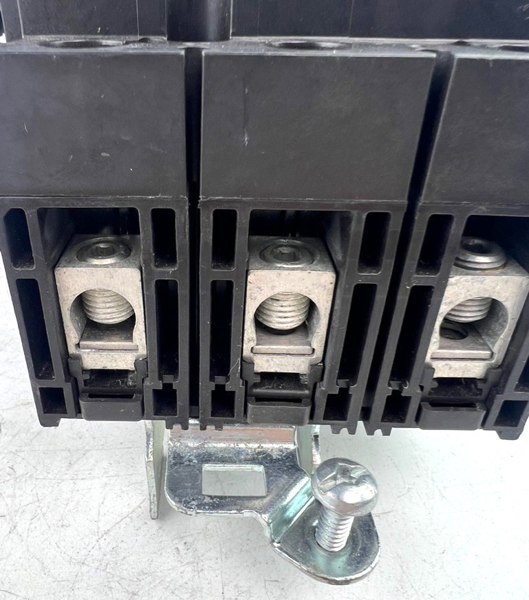 Square D HJA36020 20 Amp 3-Pole I-Line Circuit Breaker 480V 65K — WEAR READ