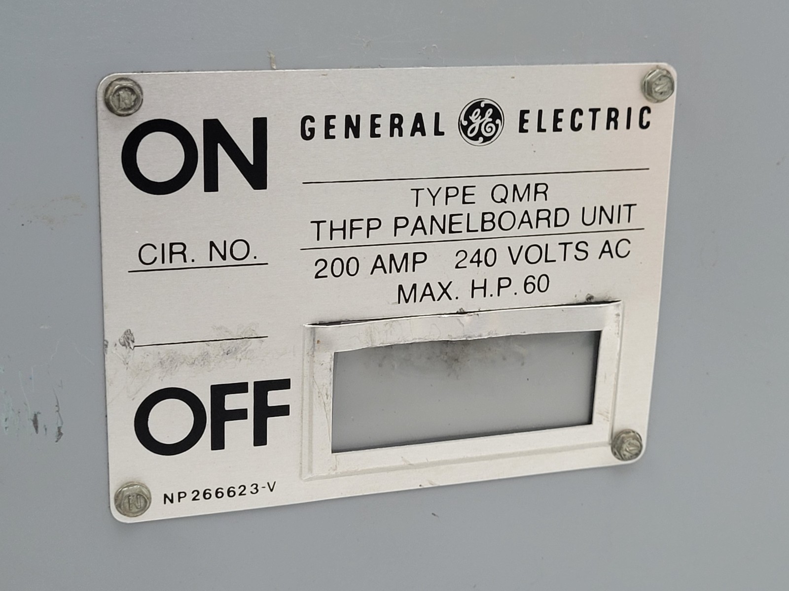 THFP324 GE 200 Amp 240 Volt Panelboard Unit Switch – Next Day Option