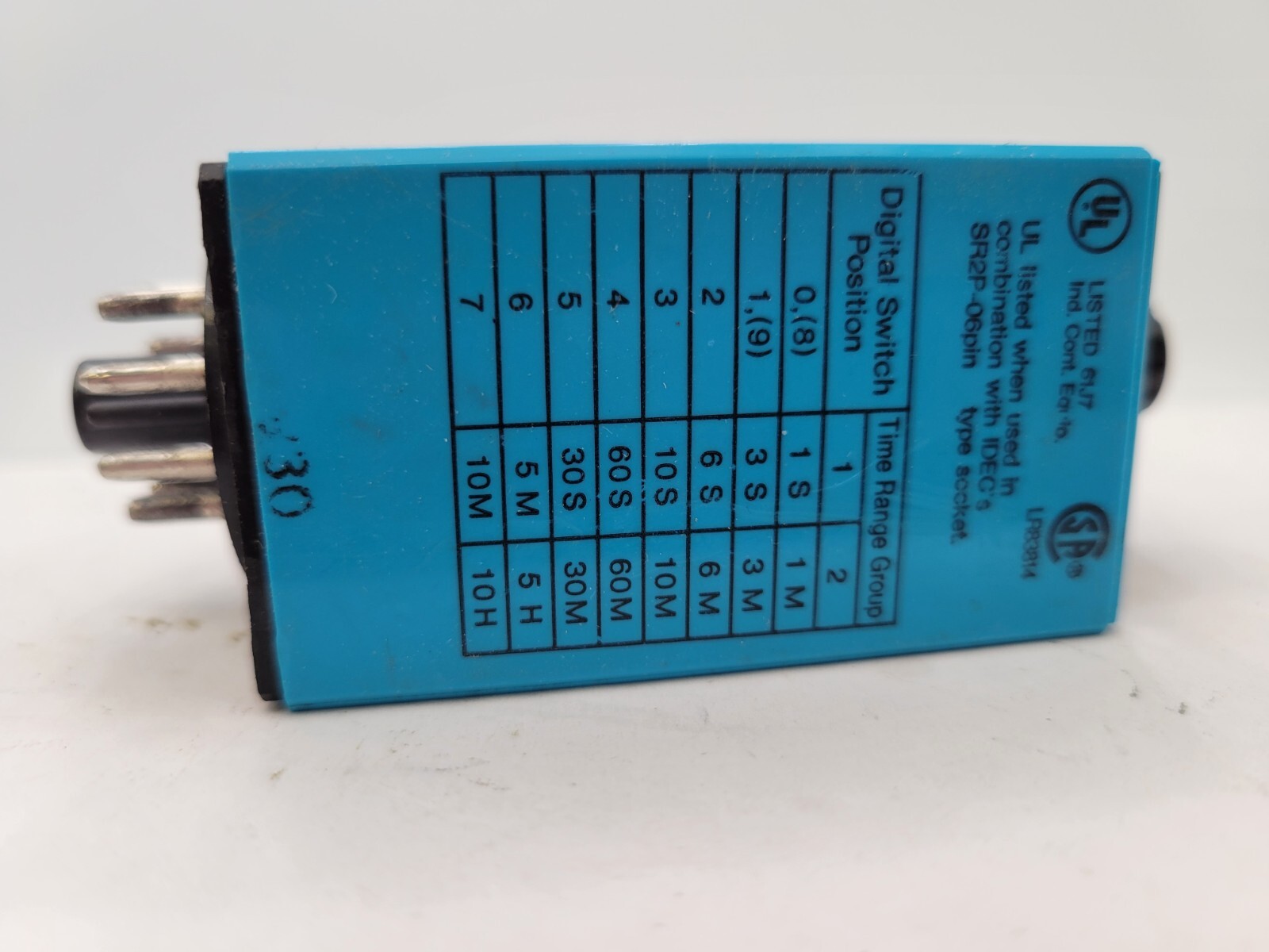 IDEC RTE-P11 Electronic Timer Plug-in Mount DPDT 10A 120VAC Coil 24V AC/DC 8-Pin
