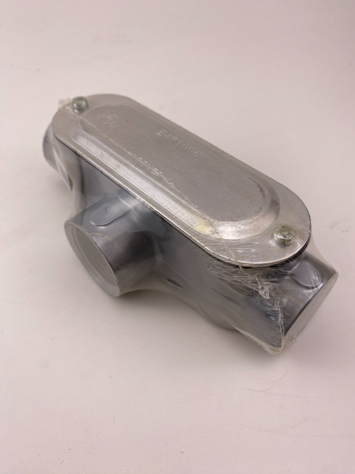 1″ Die-Cast Aluminum Condulet w/cover & Gasket Type T Configuration DAT-3-CG TNB