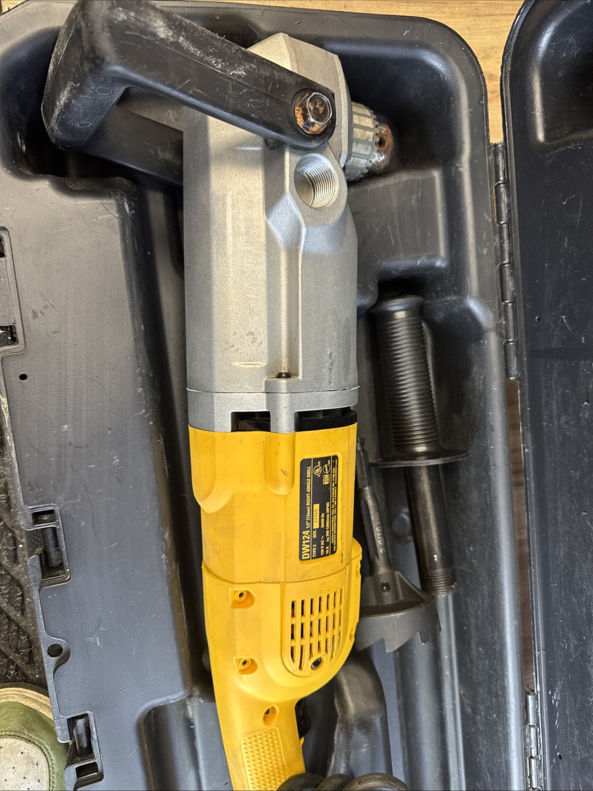 DeWalt DW124 1/2 In Right Angle Drill Heavy Duty 120V Type 2 With Case & Handle