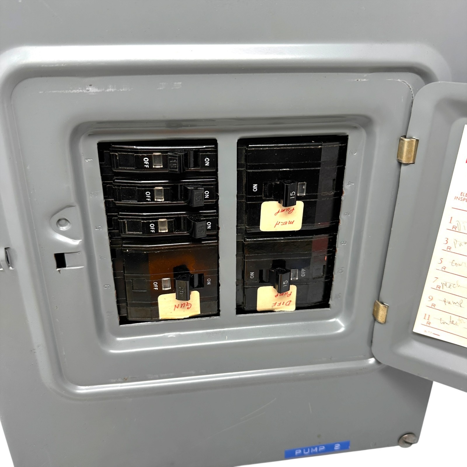 Square D QO 125A 12 Space Load Center Breaker Panel Box Vintage QOC12 Included