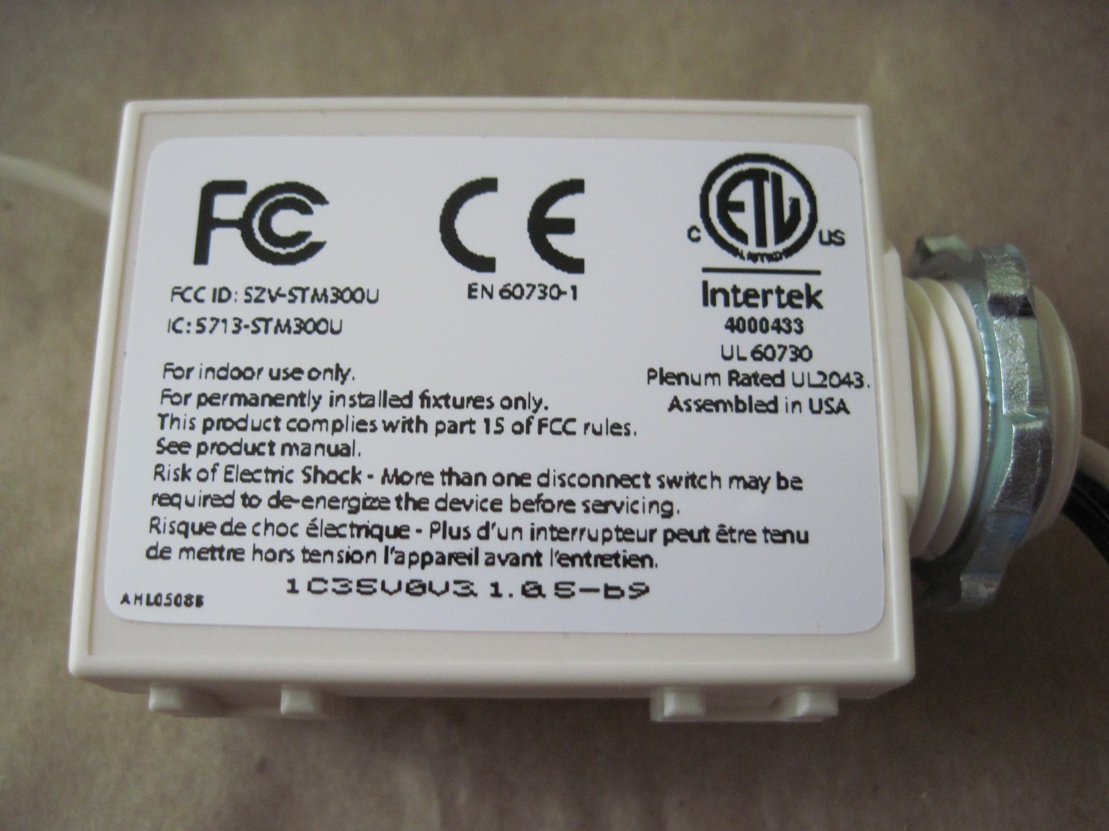 Leviton WSP20-9D0 LevNet RF Wireless Relay 20A Power Pack, 902 MHz, 100-277VAC