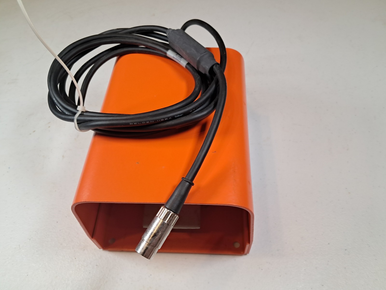 Linemaster Classic III 88SH1 Heavy Duty Foot Switch Orange Steel Enclosure
