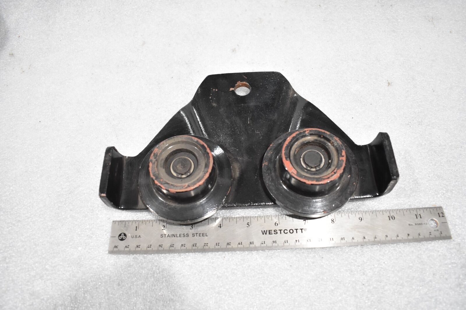 DAYTON 3MB59 1/2 METRIC TON TROLLEY FITS 4 INCH TO 24 INCH BEAM