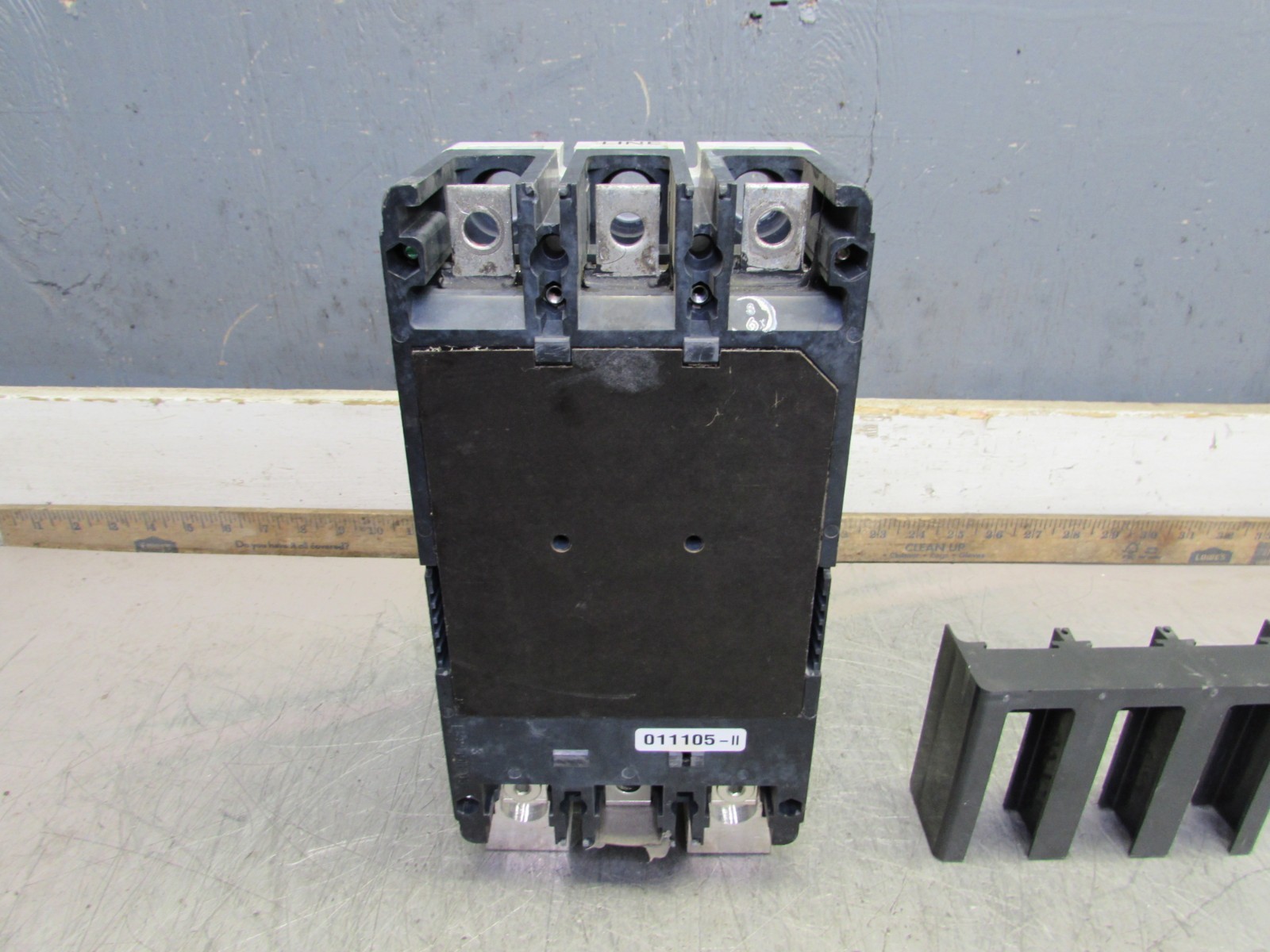 Cutler Hammer HKDDC3400F ,DC Circuit Breaker ,3P/400A/600 VDC, MAKE OFFER!