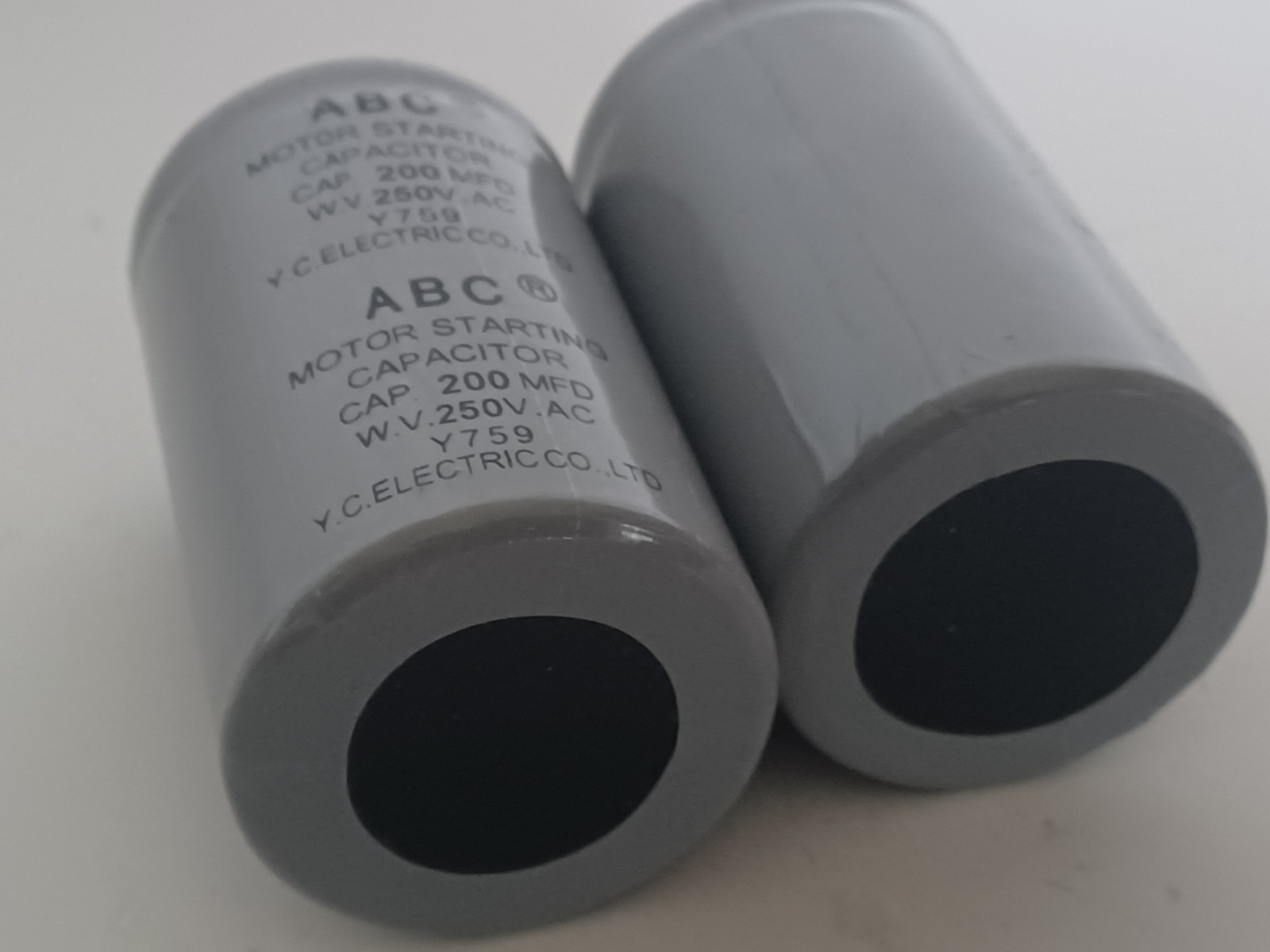 2Pk- 200MFD 200UF 42*70mm ABC CD60 Motor Start Capacitor 125VAC HVAC 125V