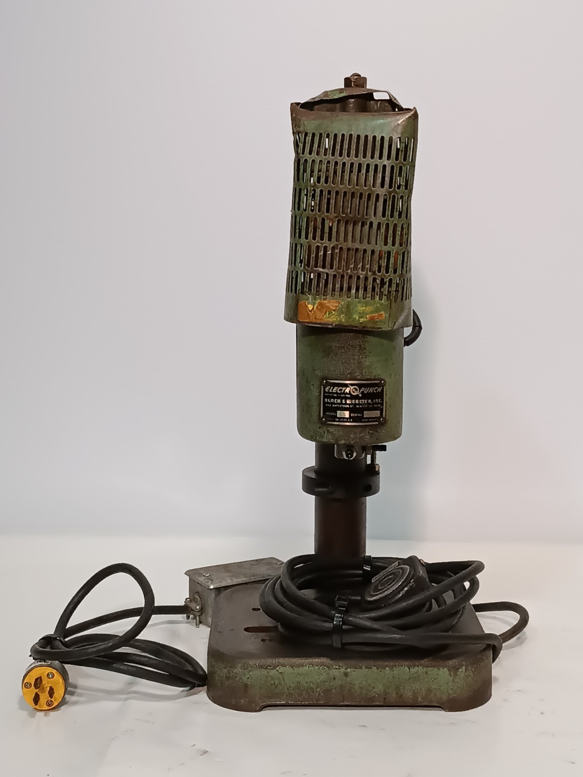 Black & Webster Electro-Punch BS Electrical Impact Hammer with Linemaster Switch