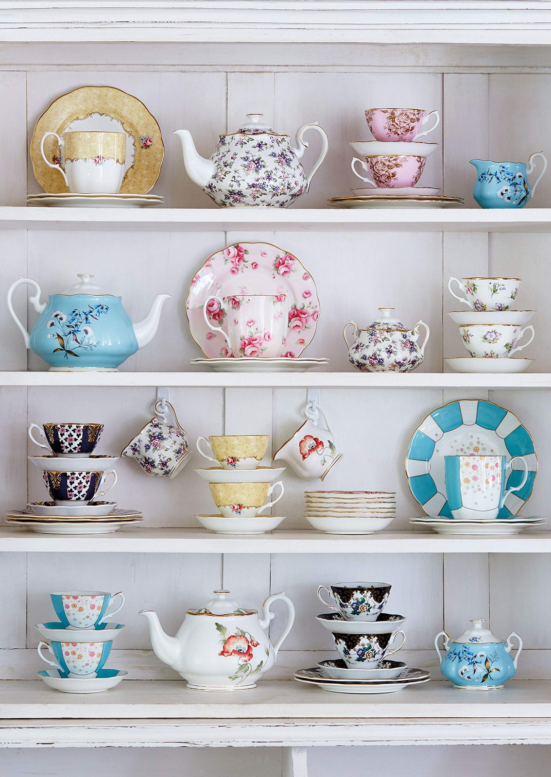 Royal Albert 100 Years 1990 3-Piece Set Teacup Saucer Plate 8