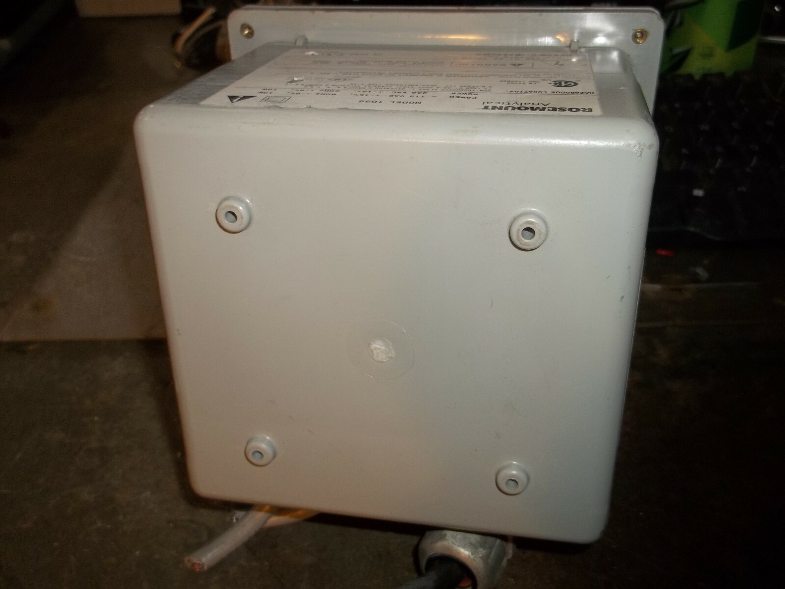 ROSEMOUNT ANALYTICAL 1056-01-20-30-AN INTELLIGENT ANALYZER SW VER 3.09 (GG5)