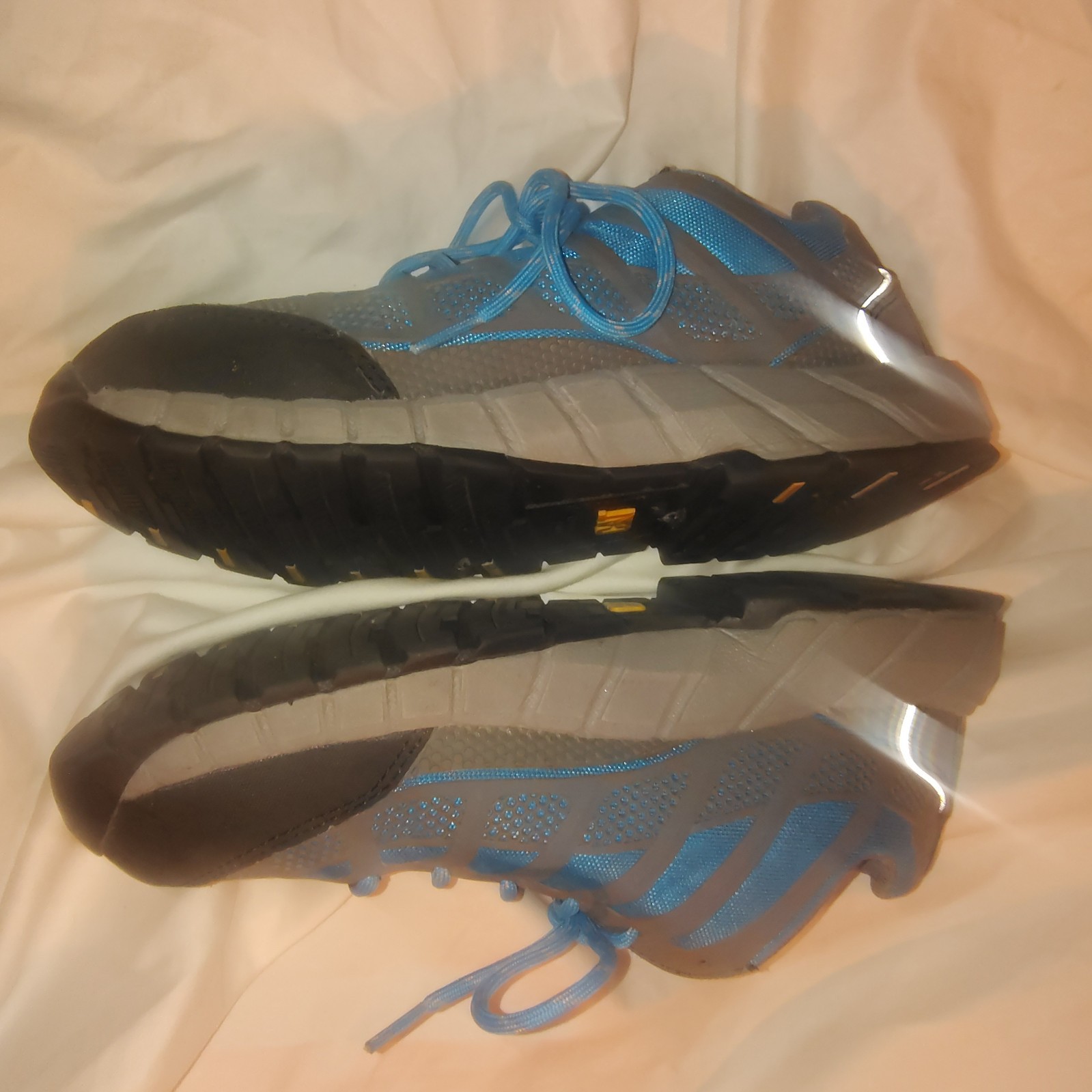 CAT Footwear Streamline Composite Toe – Blue 8 W Streamline Women’s Work Shoe
