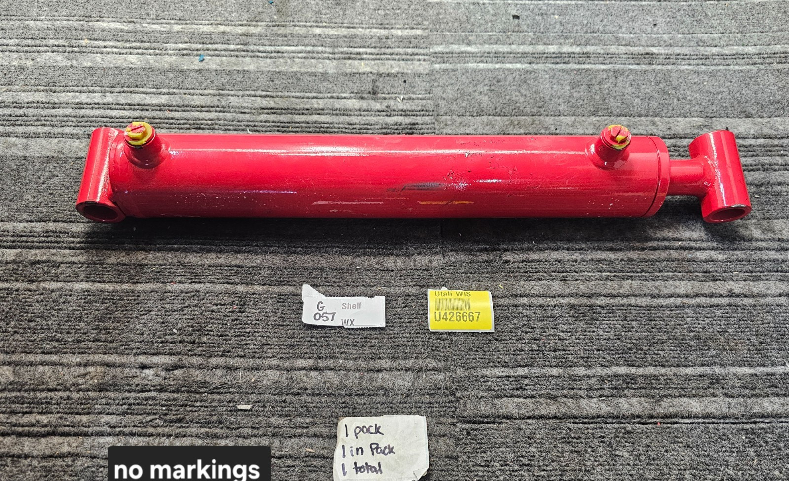 Hydraulic Welded Cylinder 2.89″ OD x 22″ Retracted Length x 1.26″ Rod