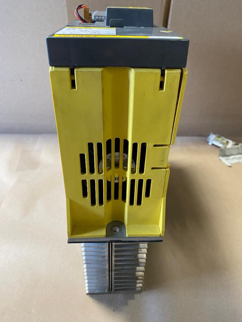 FANUC SERVO AMPLIFIER DRIVE A06B-6079-H106