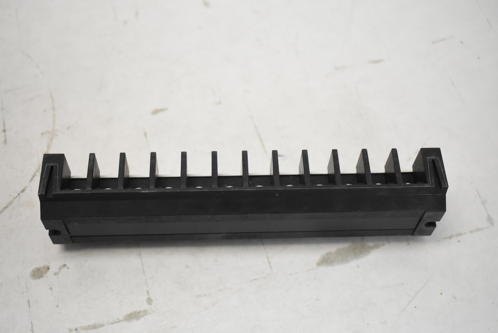 GE EB25B12 Terminal Board 600V 30A 18-10 AWG 20 LBS-IN USA Electrical