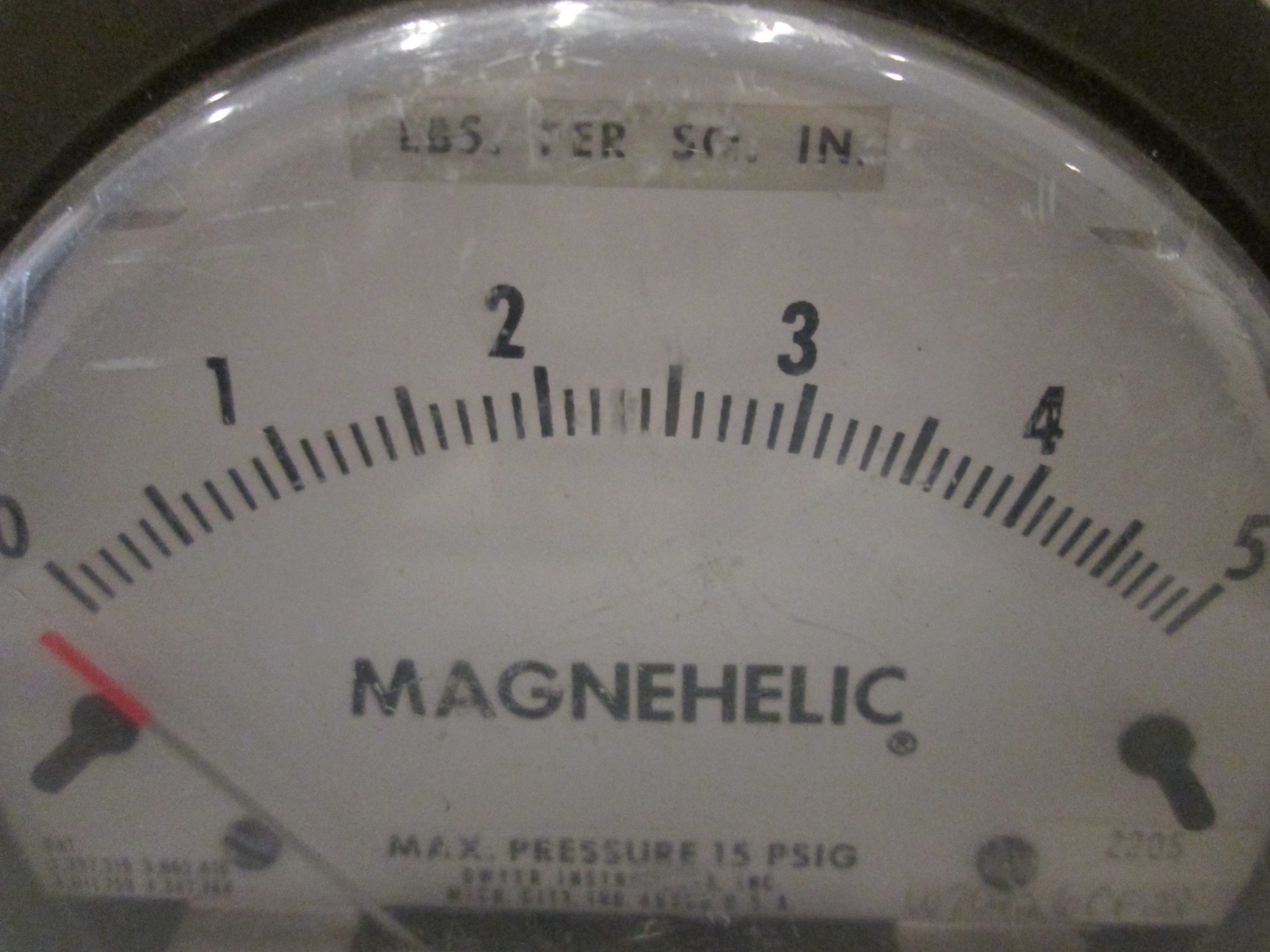 Dwyer, Magnehelic Pressure Gauge 0-5″, 2205, Used