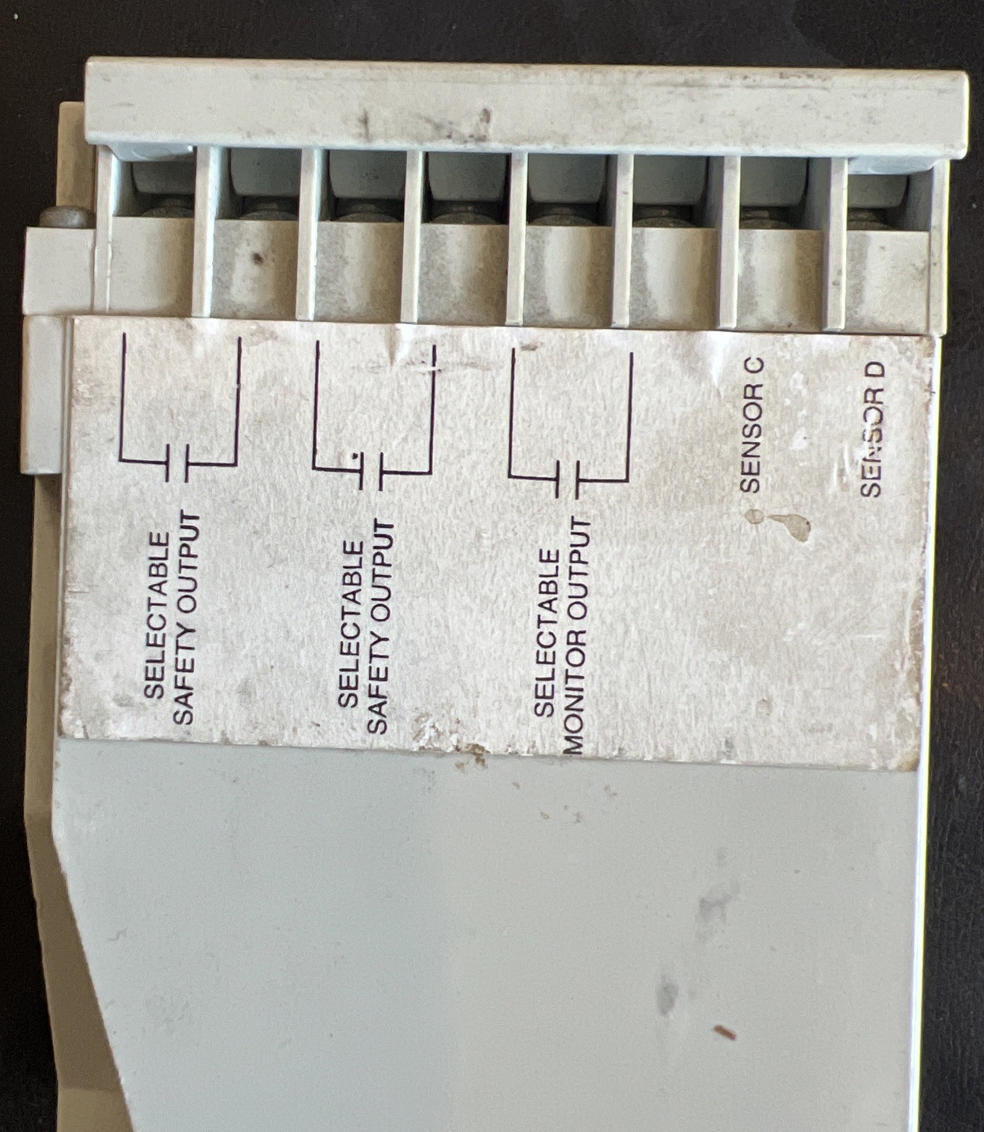 Tapeswitch PSSU/A Safety Interface Control Relay Module Auto-Reset 110/240VAC