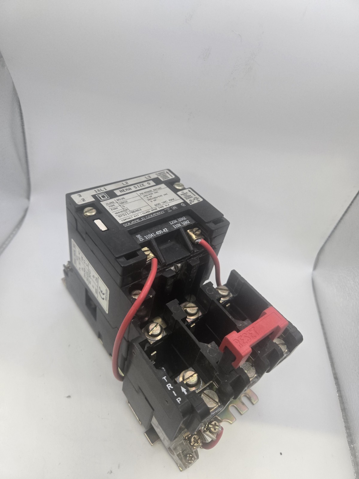 Square D Magnetic Starter 8536SB02S NEMA Thermal Overload 120V 60Hz 110V 50Hz