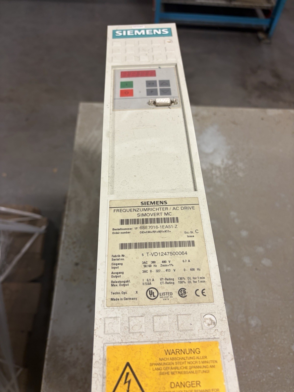 Siemens 6SE7016-1EA61-Z AC Drive Simovert VC USED