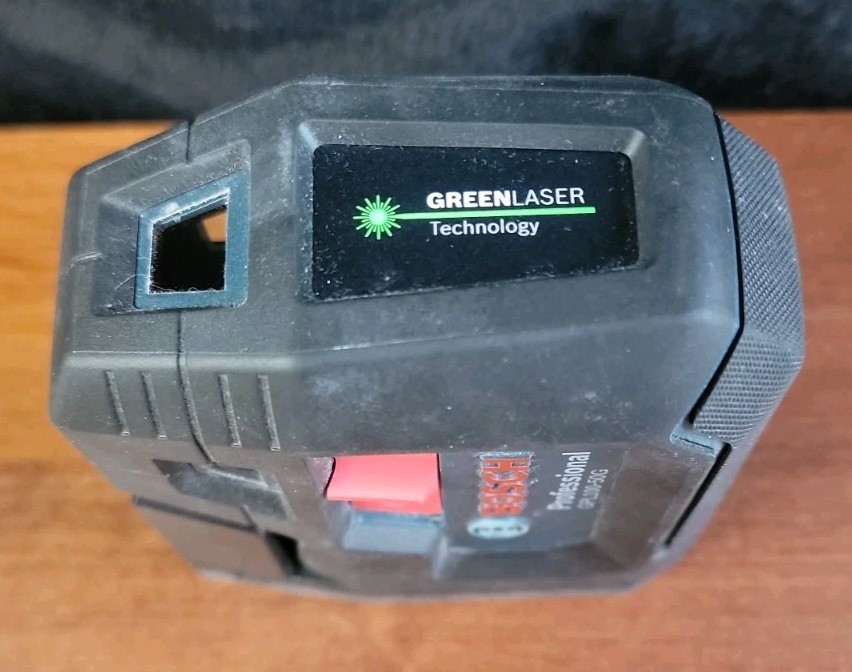 Bosch GPL100-50G Green-Beam Five-Point Self-Leveling Alignment Laser