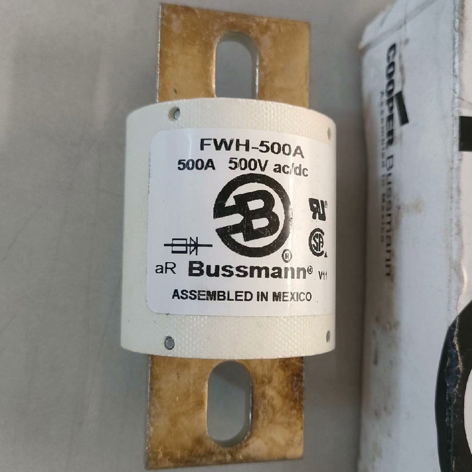 1pcs new Bussmann FWH-500A 500Amp (500A) Fast Acting Fuse Free ship