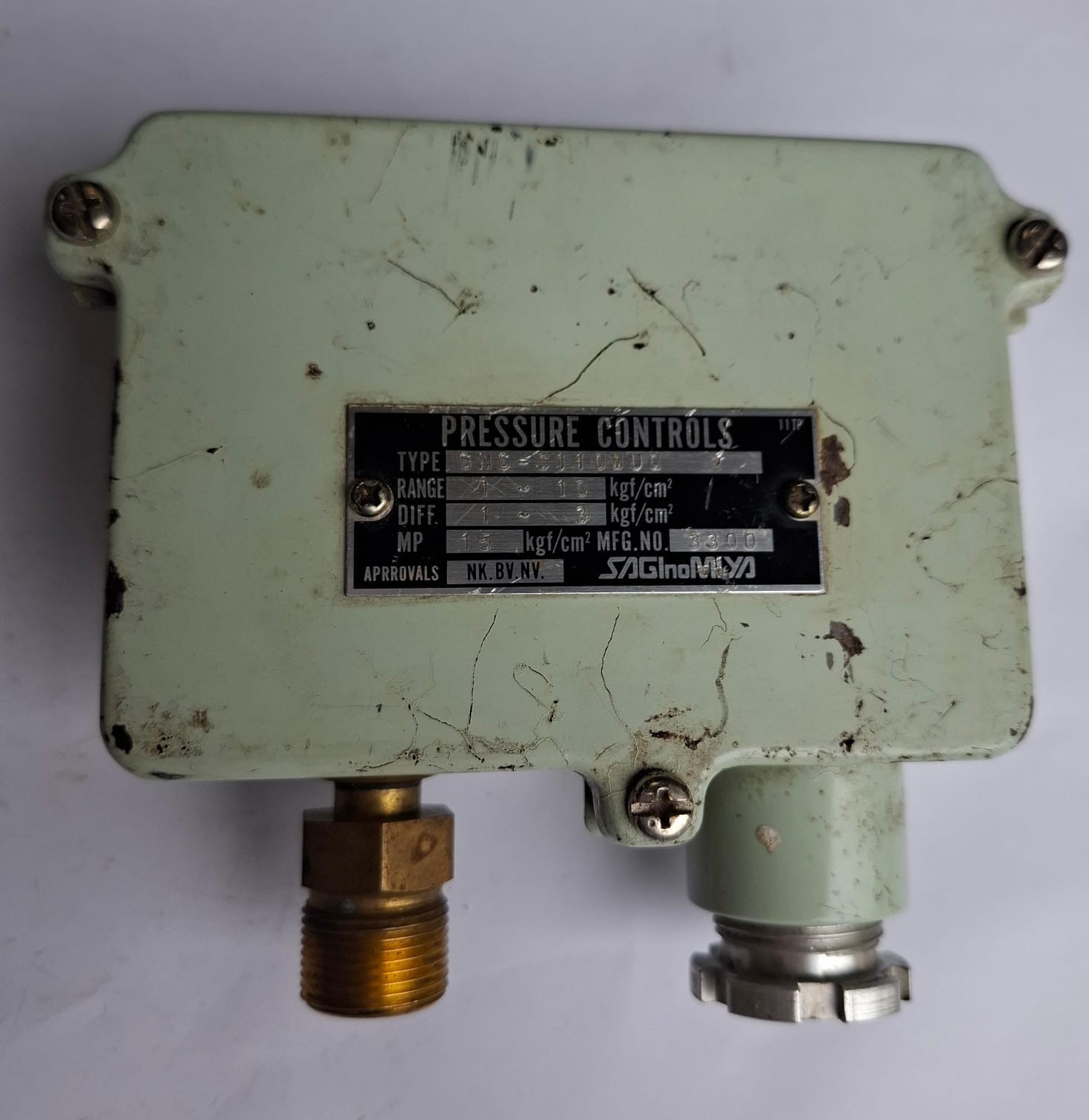 Saginomiya SNS-C110WUQ Pressure Switch 1~10kgf/cm2 Diff 1~3kgf/cm2 Max 15kgf/cm2
