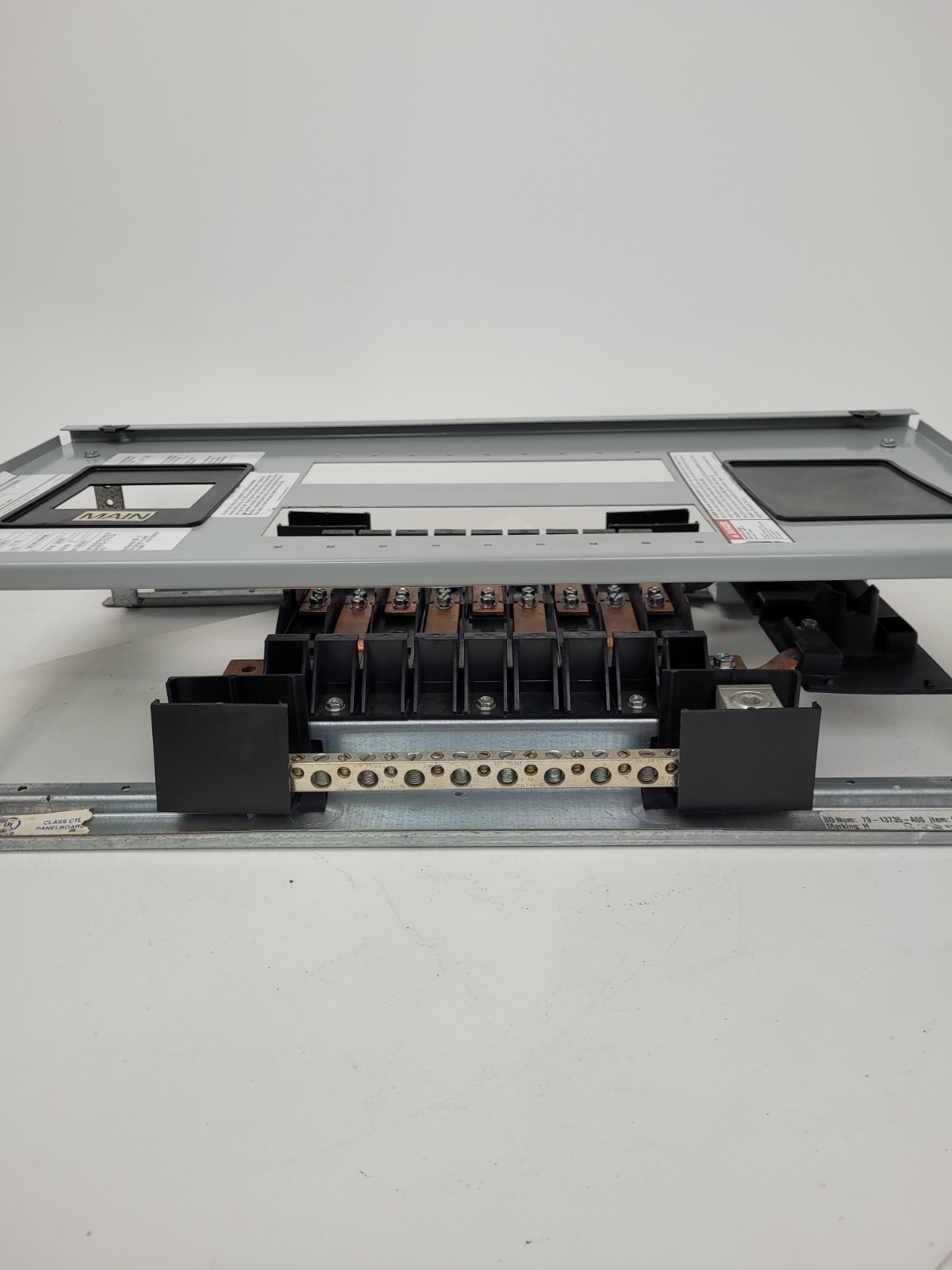 P1 Siemens 18 Circuit 125 Amp 120/240V 1 Phase Main Breaker Panel Interior