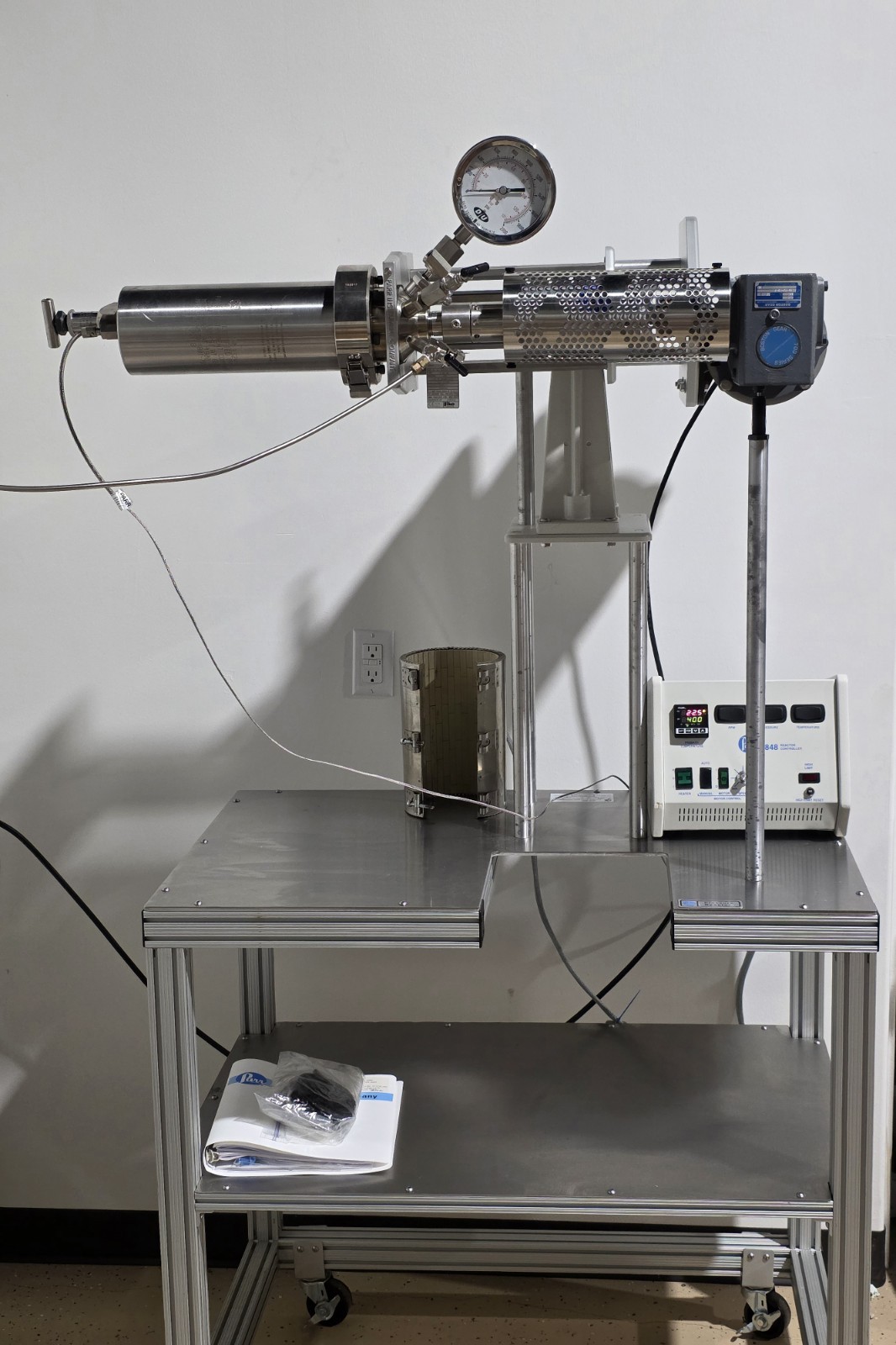 Parr 4530 Floor Standing Pressure Reactor Model 4534 w/ 4848 Controller & Heater
