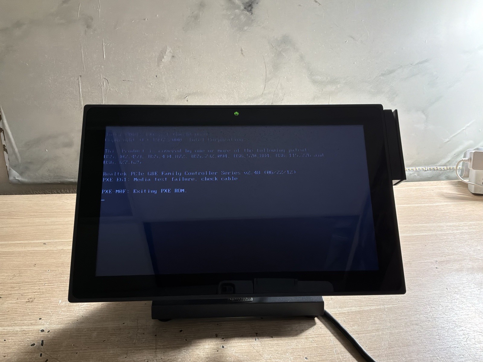 Agilysys J2 225 Integrated Touch Terminal POS System/JUA3361