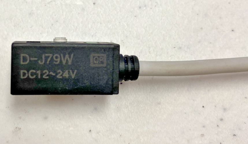 NEW SMC D-J79W AUTO PROXIMITY REED SWITCH ACTUATOR, 12-24VDC, FREE SHIPPING
