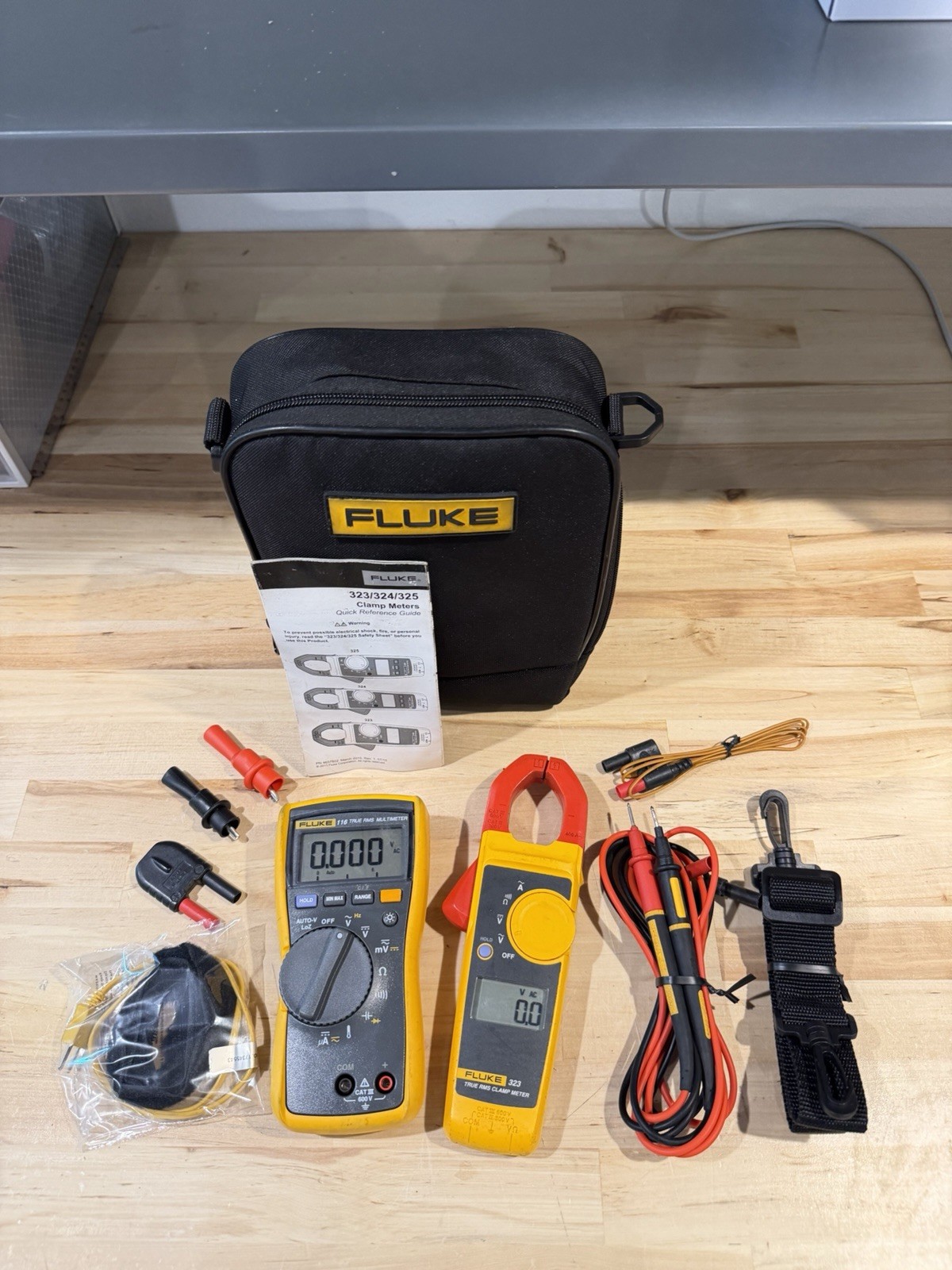 FLUKE 116/323 HVAC MULTIMETER COMBO KIT W/ ACCESSORIES (TESTED) SHIPS FAST