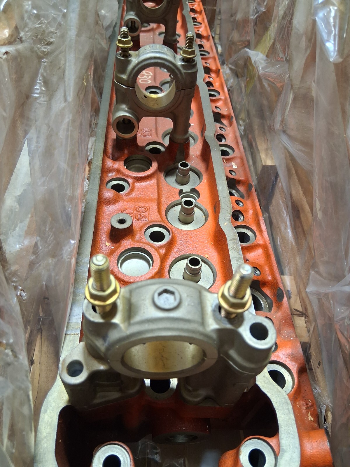 Isuzu 6UZI cylinder head 1-11110930-1 CX460 6 cyl head asm overhead cam new