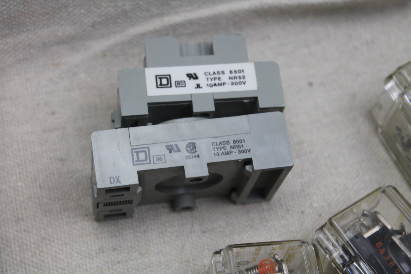 Lot of Electrical Parts Square D Socket Relay Contacts KP12P14V14 KP13P14V14 ++