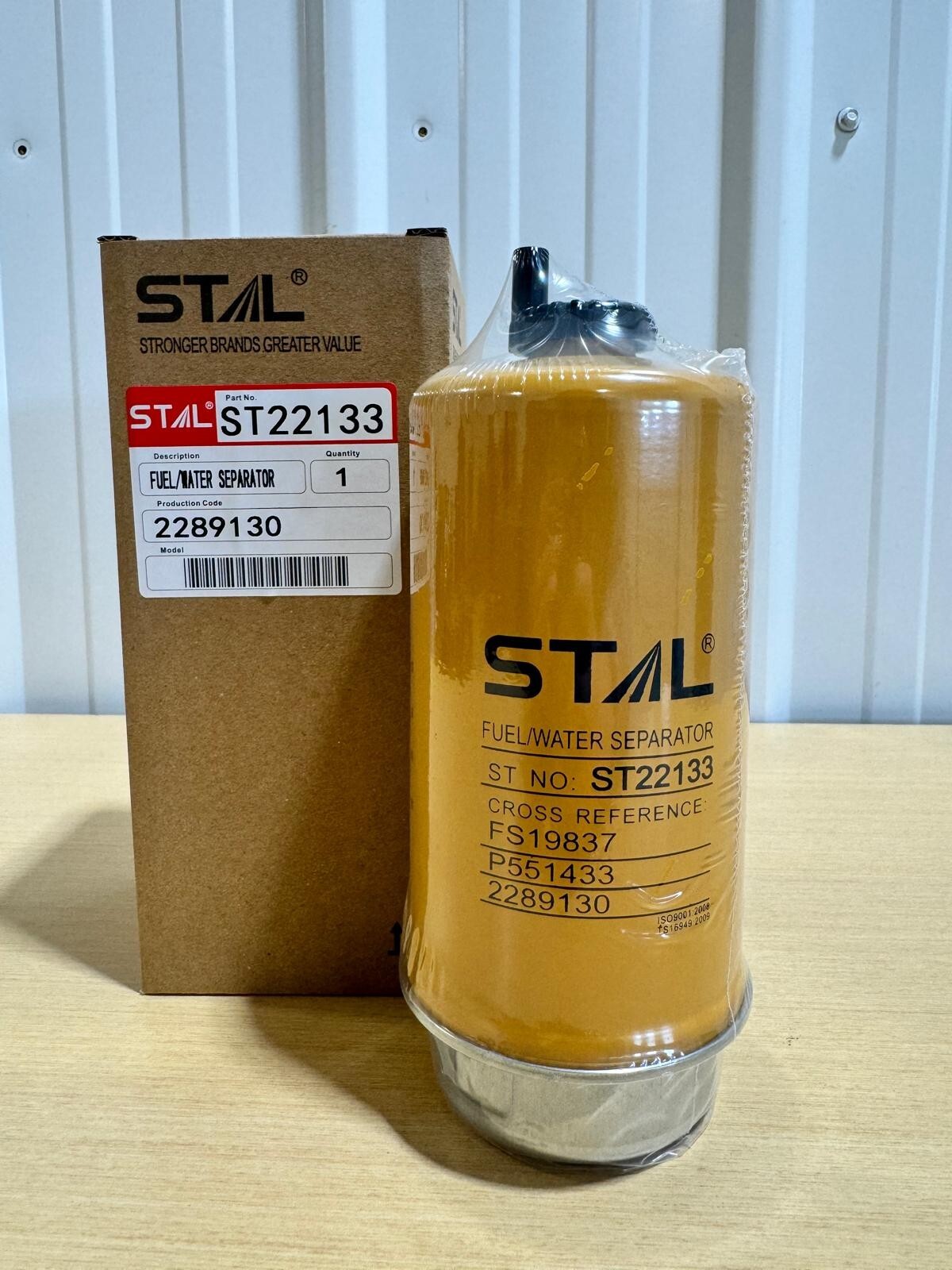 Fuel Filter P551433 FS19837 228-9130 BF7746-D 2289130 BF7746D P551433 FS19837