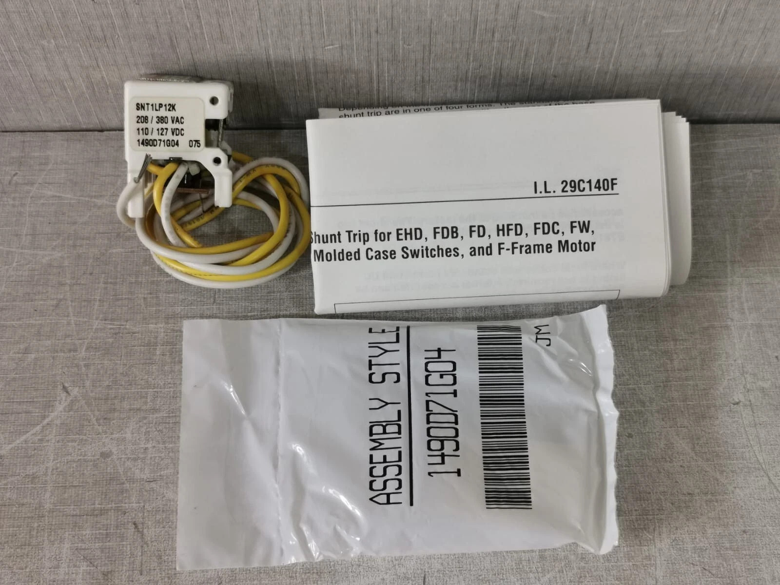 EATON SNT1LP12K Shunt Trip for Cutler-Hammer Type F Breaker 1490D71G04 New