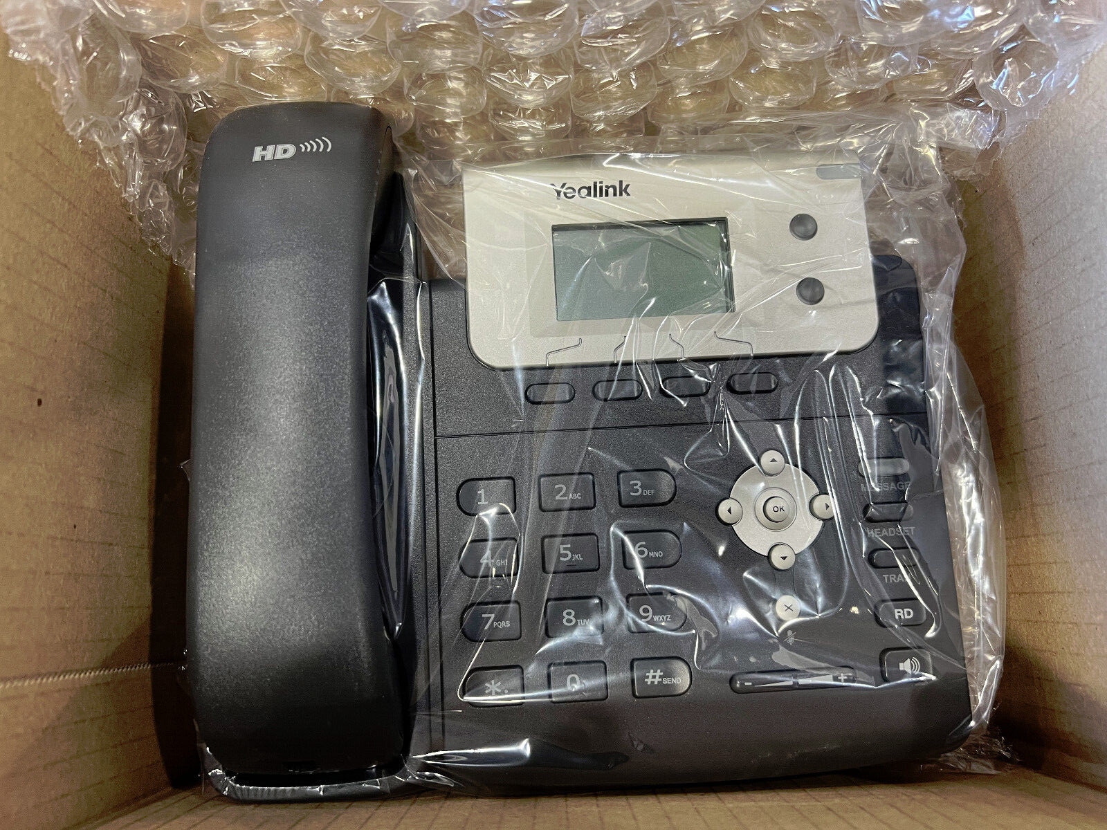 Lot of (10) Refurbished Yealink SIP-T21P Entry Level IP Phone with PoE