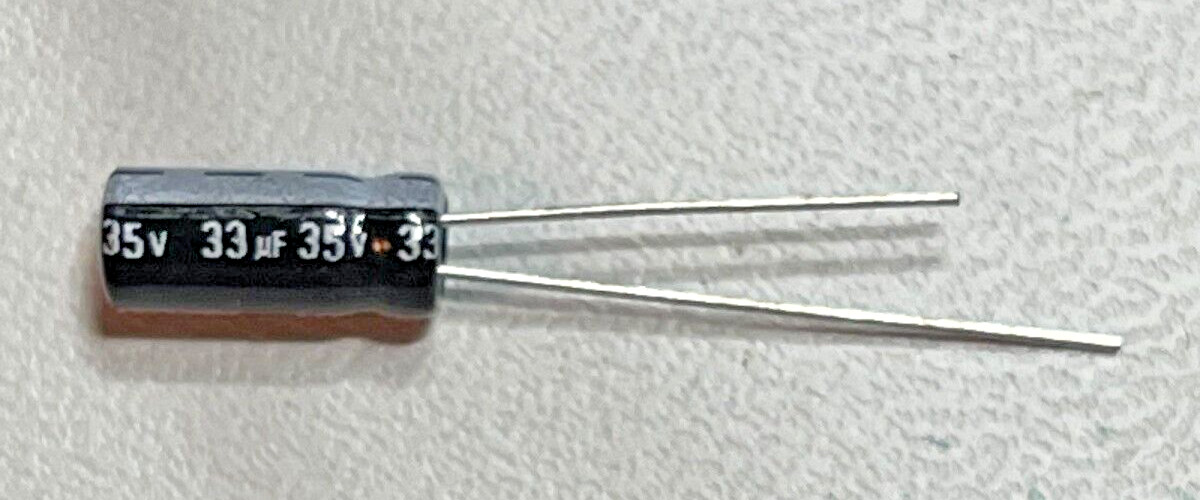 25pcs MALLORY 33uF 35V Aluminum Electrolytic Cap +105C 2.5mm LS Tested USA SHIP