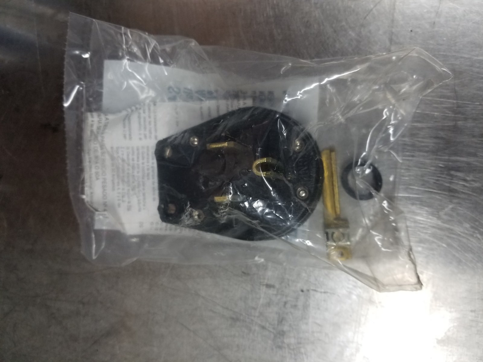 Universal Angle Plug Eagle S41 125V 30A 50A NEMA 5-30P 5-50P