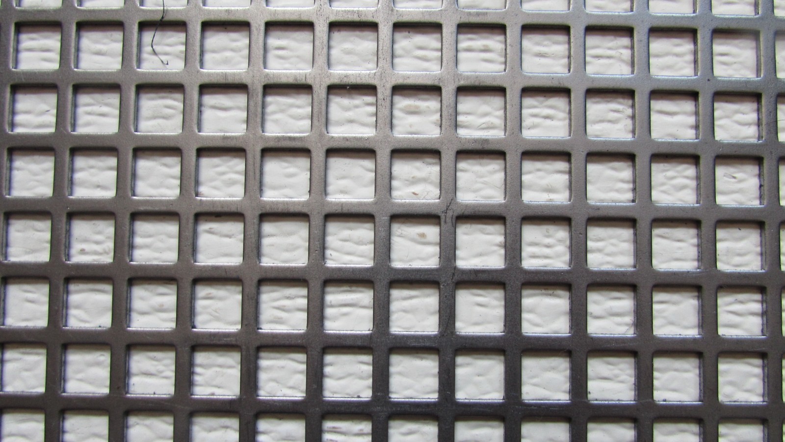 3/8 SQUARE PERFORATED METAL 16 GAUGE–PLAIN STEEL– 16-3/4″ X 18″