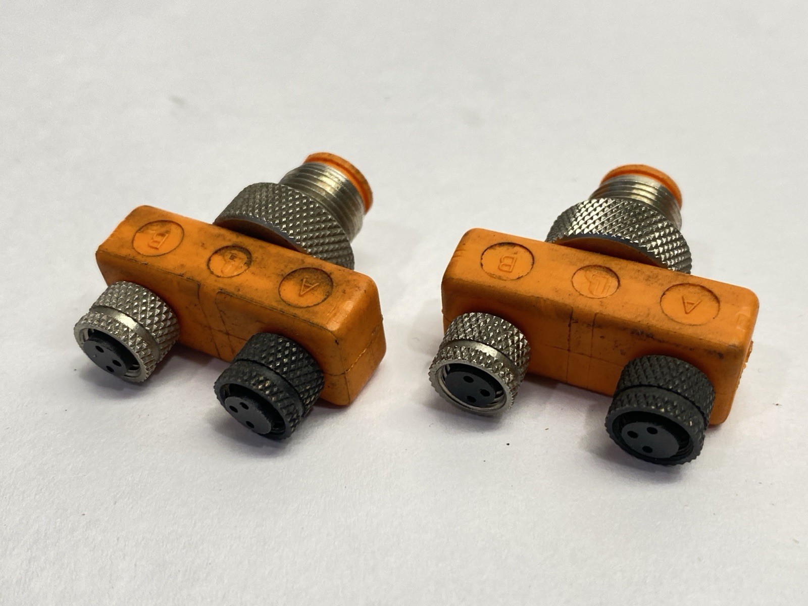 Lumberg Automation ASBS 2-M-8 M12 4-Pin M – Dual M8 3-Pin F Splitter LOT OF 2