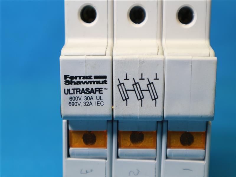 Ferraz Shawmut USM3I Y219073 Ultrasafe Fuse Holder 3 Pole 30 Days Warranty