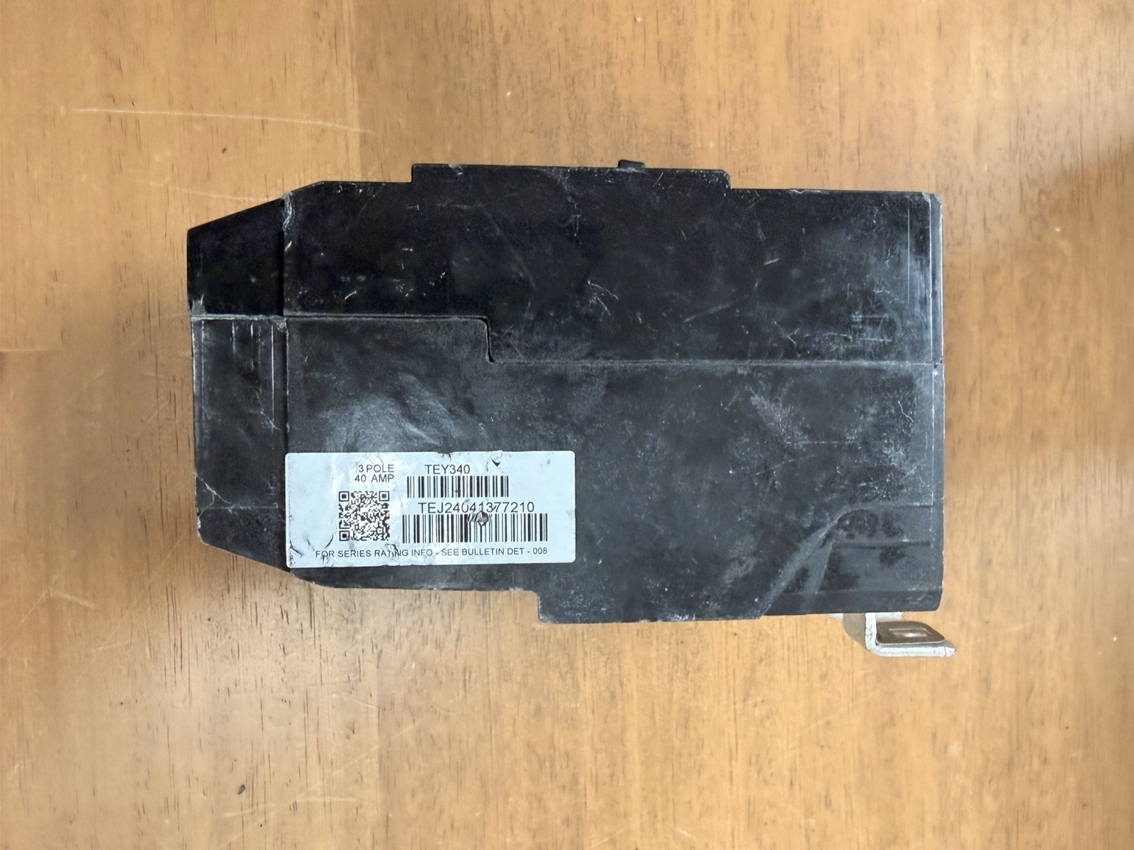 General Electric ABB TEY340 Bolt-On Circuit Breaker 40A 3 POLE 3PH 480/277V TEY