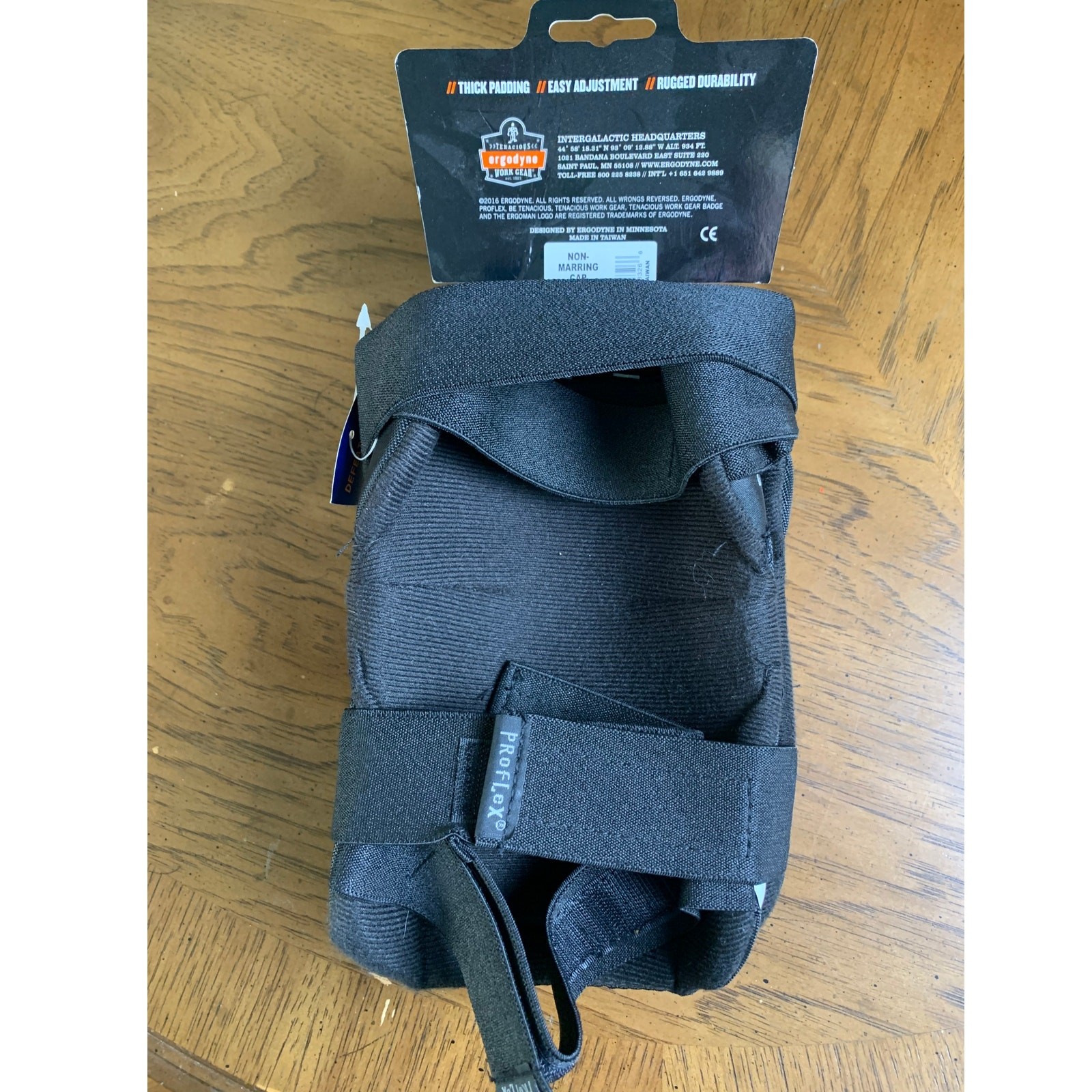 Ergodyne ProFlex 325HL Non-Marring Knee Pads Tan Cap