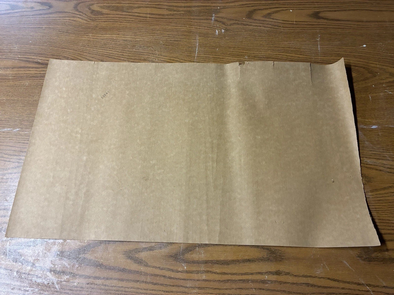 Red Oak Wood Veneer Remnant, Paper backed Sheet 16 In x 27 In 0.5 Mm (1/64)Thick